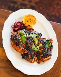 Callie signature dishes Aleppo Chicken
Mediterranean Octopus
Hummus